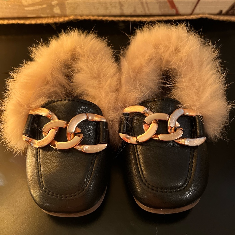 Faux fur loafers with gold chain accent